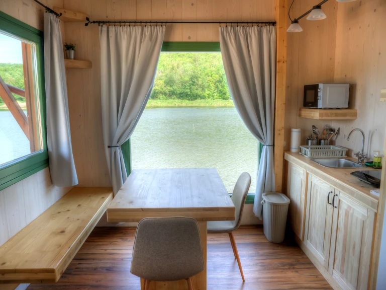 Ház 10